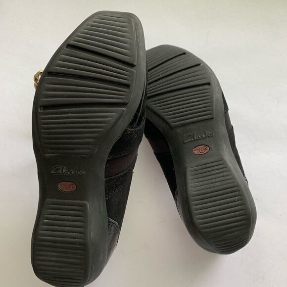 Clark’s Black Suede/Faux Croc Loafer 7.5 E… - Picture 4 of 6